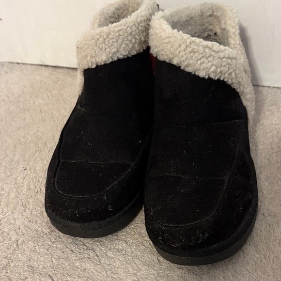 Cozy Black and Red Plaid Kids Shoes - Picture 3 of 4